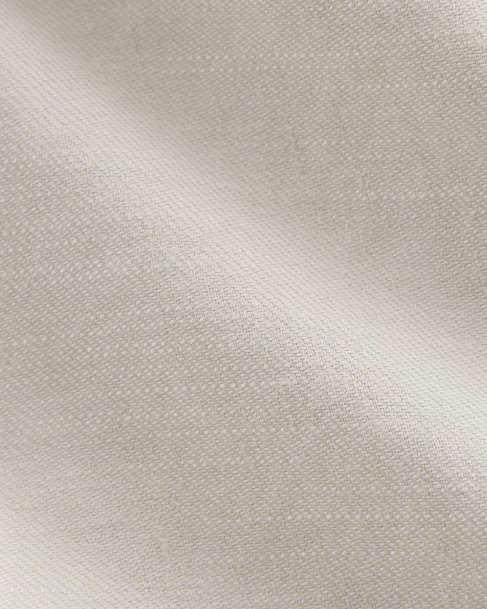 The Pleated Short in Stretch Linen | Natural Chambray - Image 6