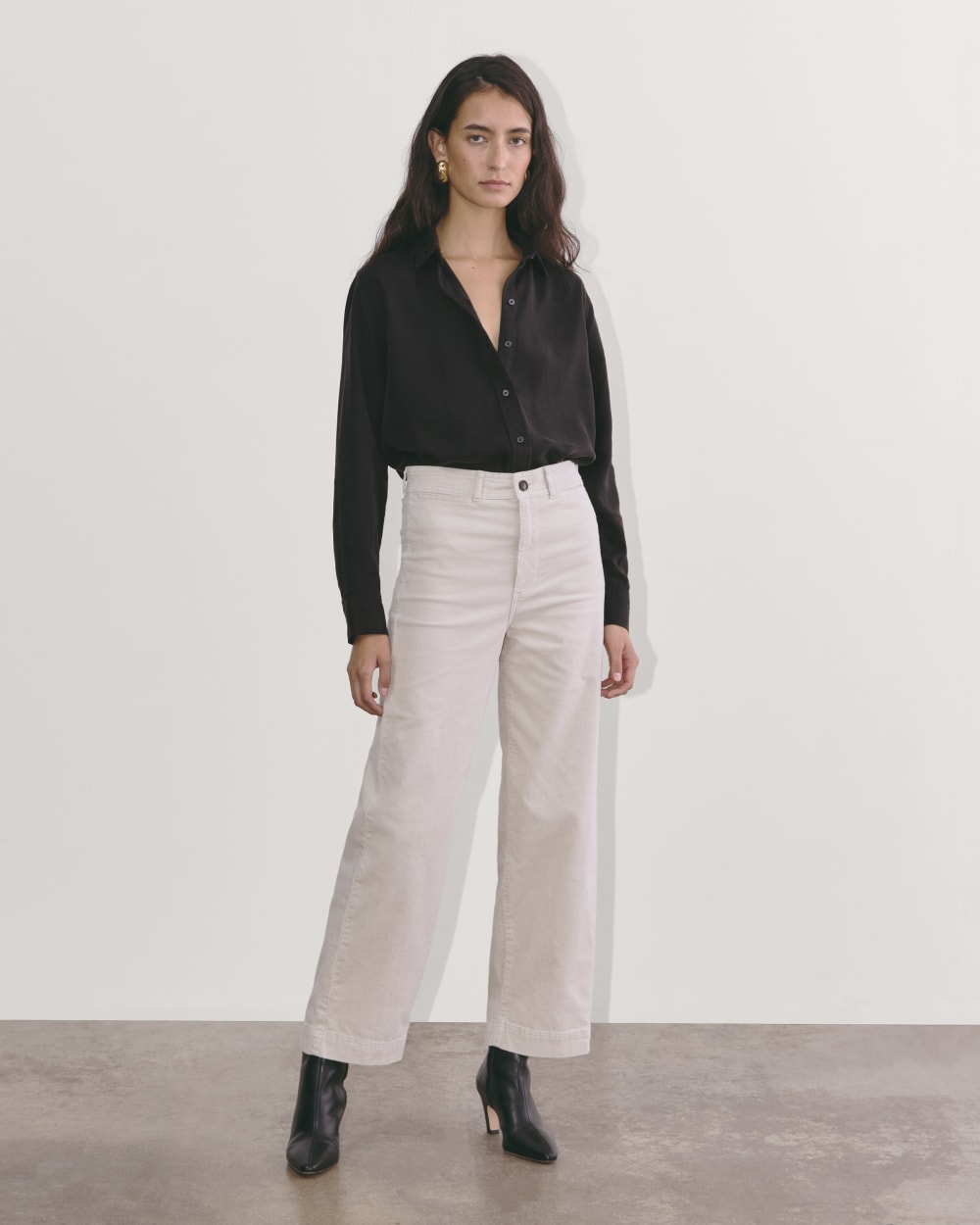 The Must-Have Shirt in Butterlite | Black - Image 7