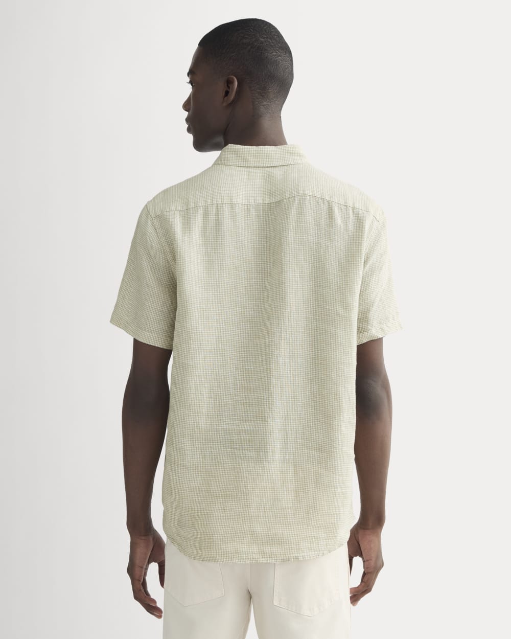 The Classic Short-Sleeve Shirt in Linen | Elm Gingham - Image 5