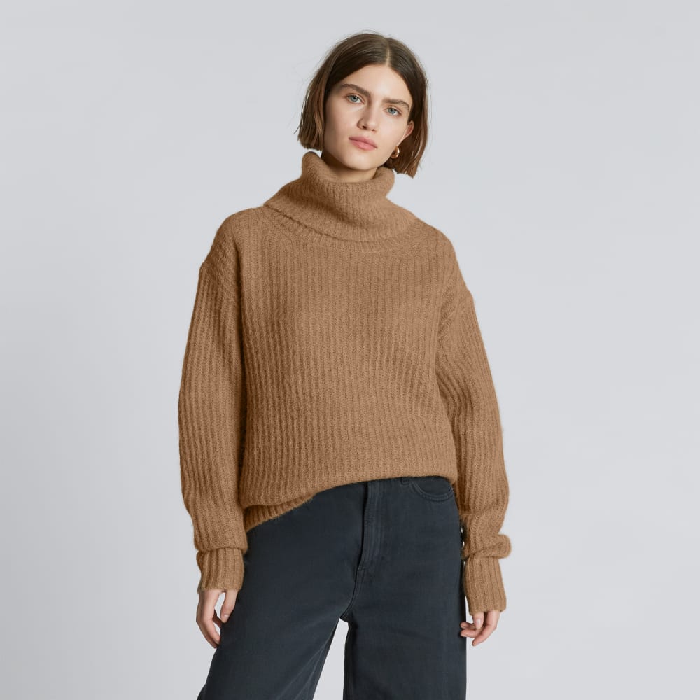 The Alpaca Oversized Turtleneck | Cappuccino