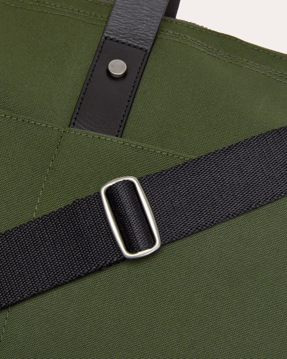 The Canvas Weekender | Dark Forest - Image 4