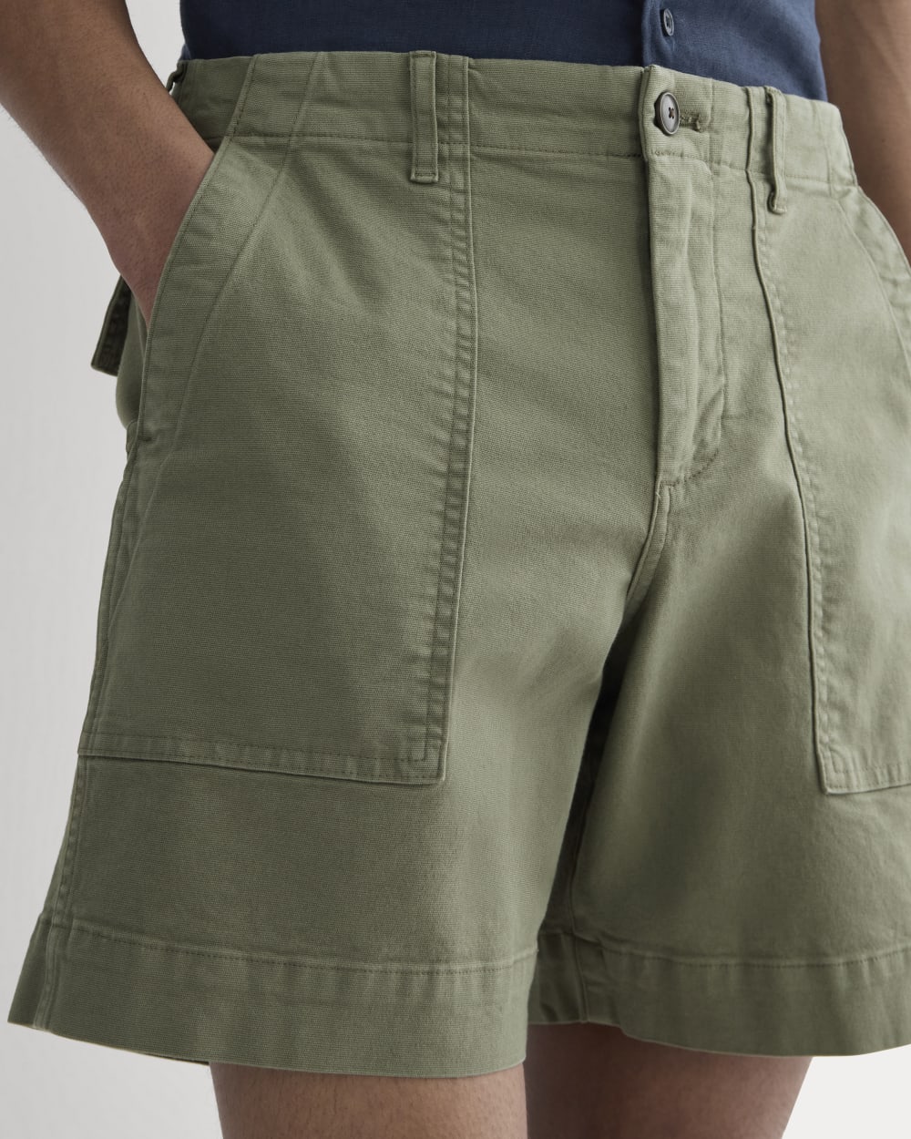 The Canvas Relaxed Short | Lichen Green - Image 4