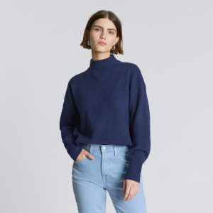 The Cozy-Stretch Pullover | Ocean Cavern