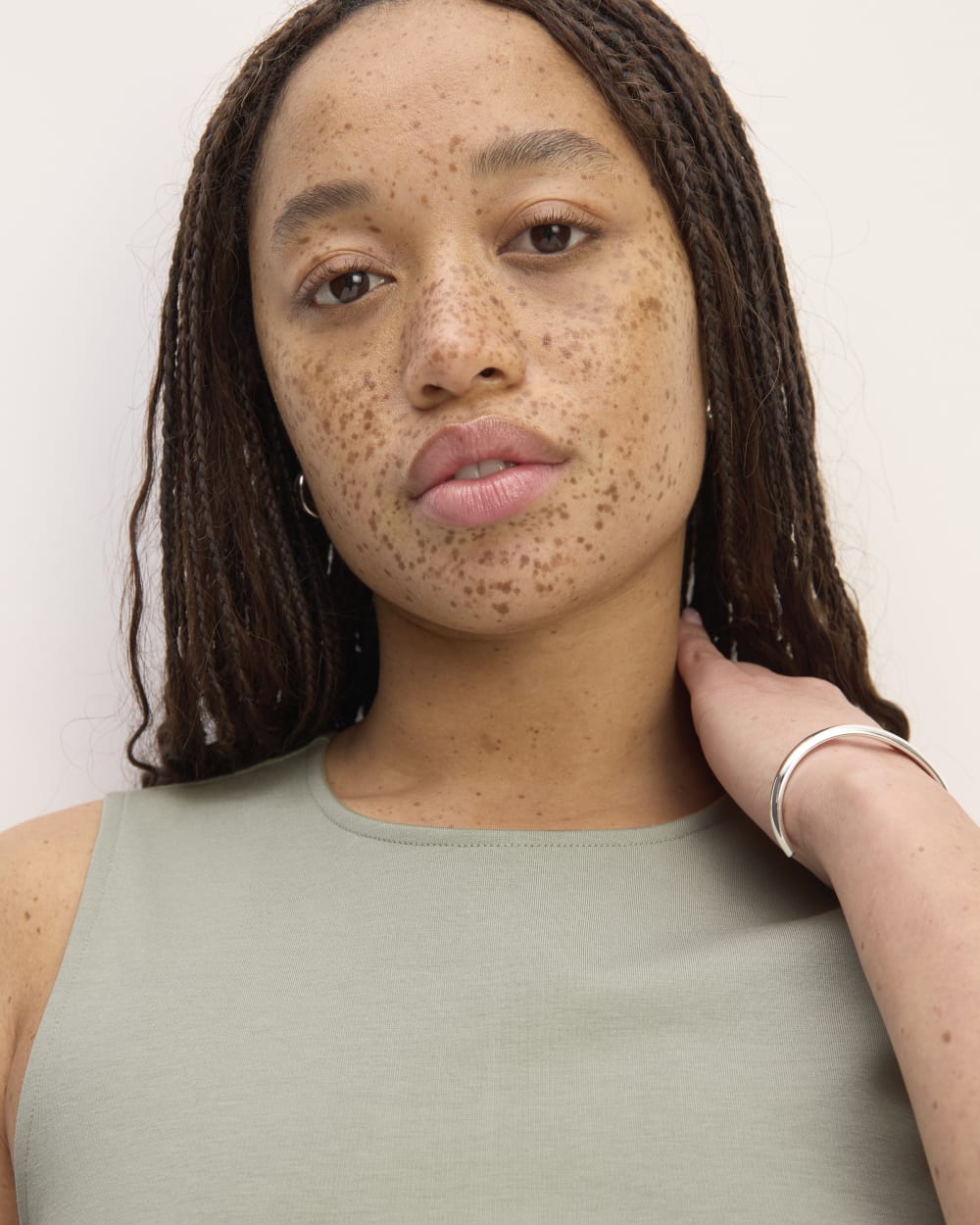 The Dream '90s Shift Dress | Sage Green - Image 4