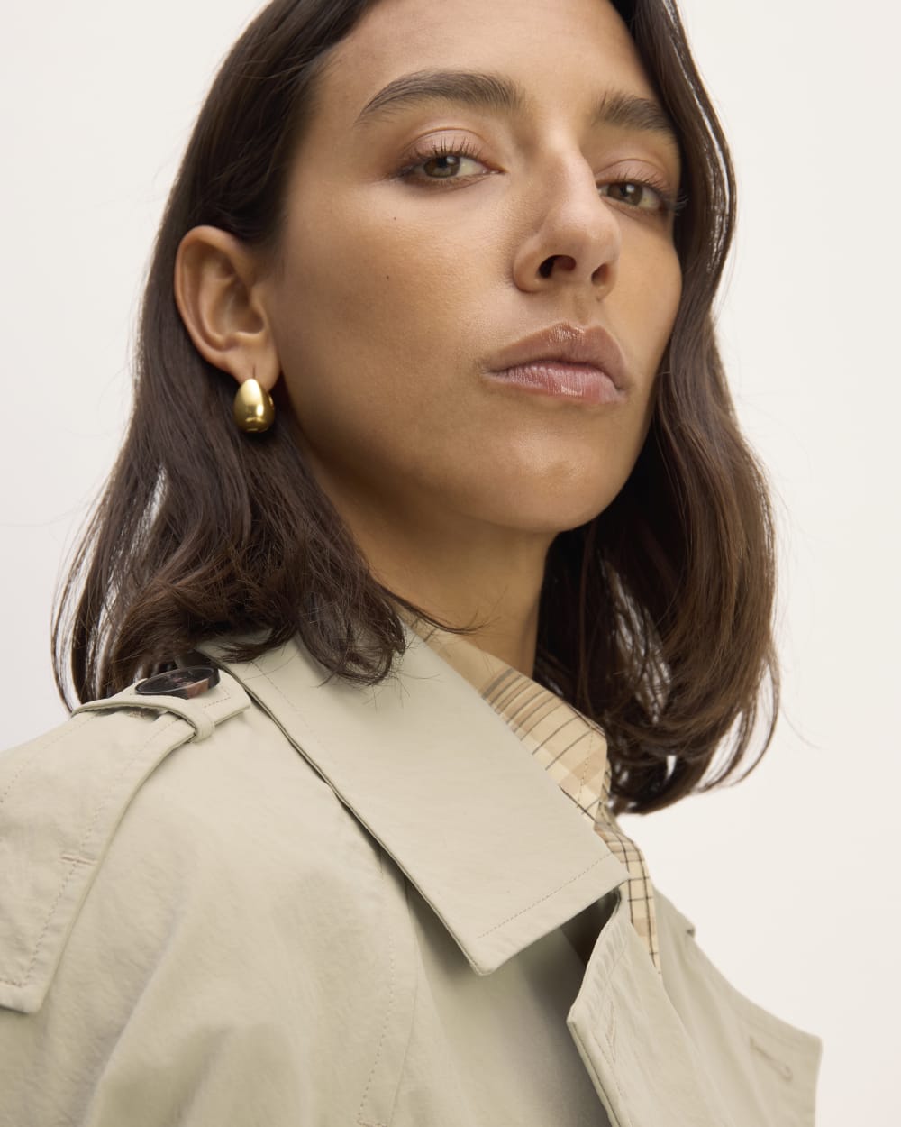 The ReNew Long Trench Coat | Trench Coat Khaki - Image 3