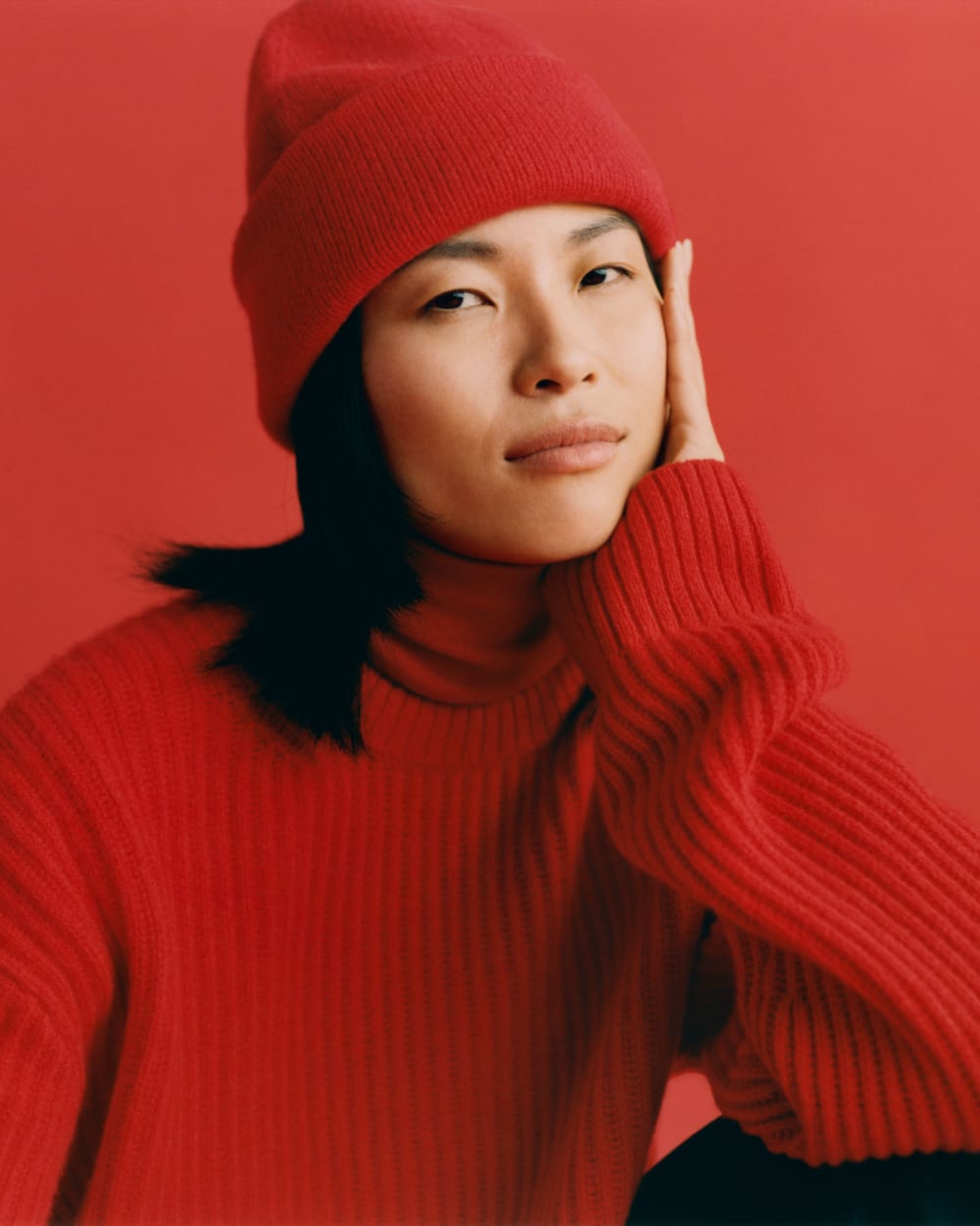 The Luxe Rib Turtleneck | Haute Red - Image 5