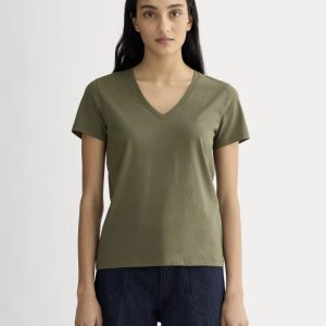 The Slim V-Neck Tee in Essential Cotton | Kalamata