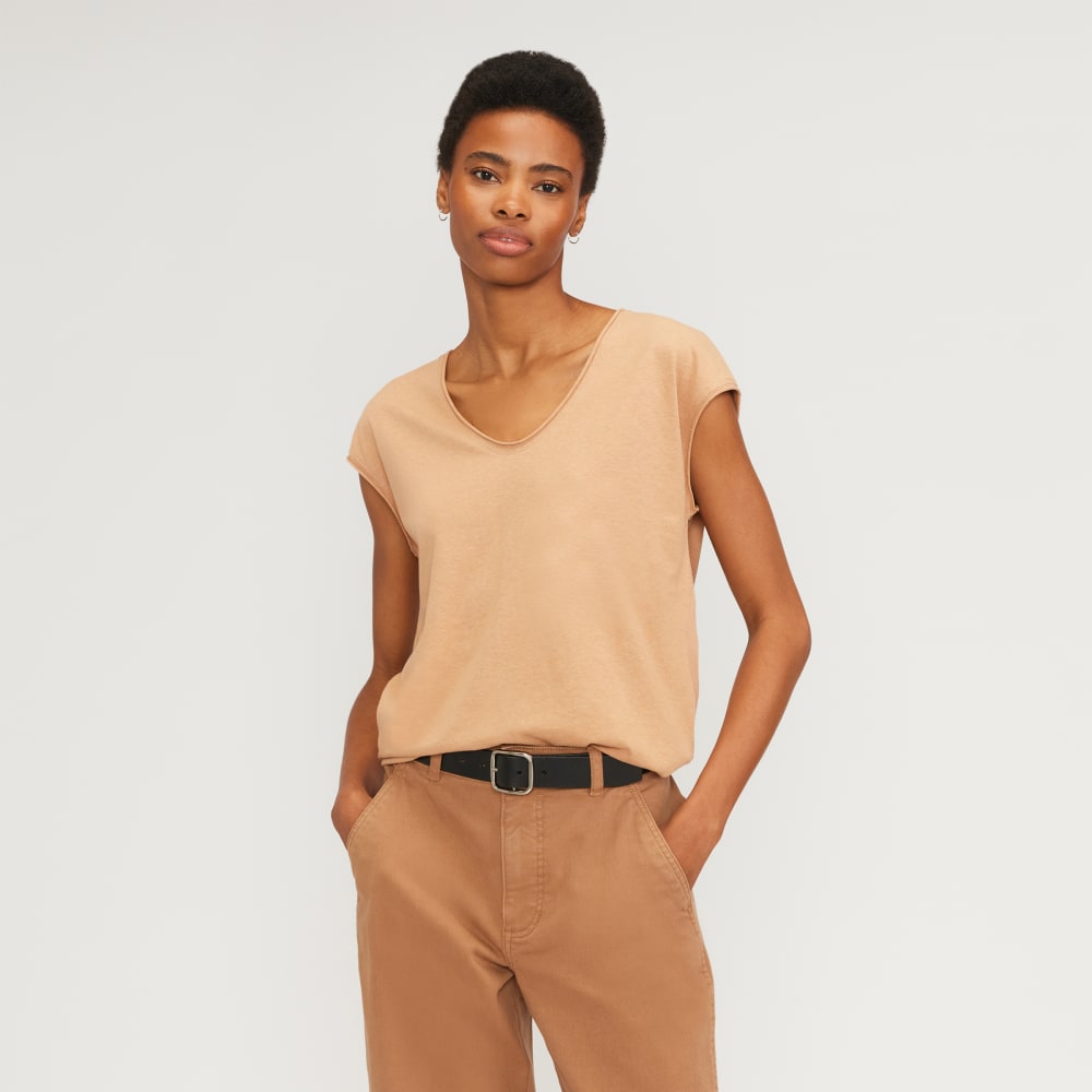 The Hemp Scoop-Neck Muscle Tee | Caramel