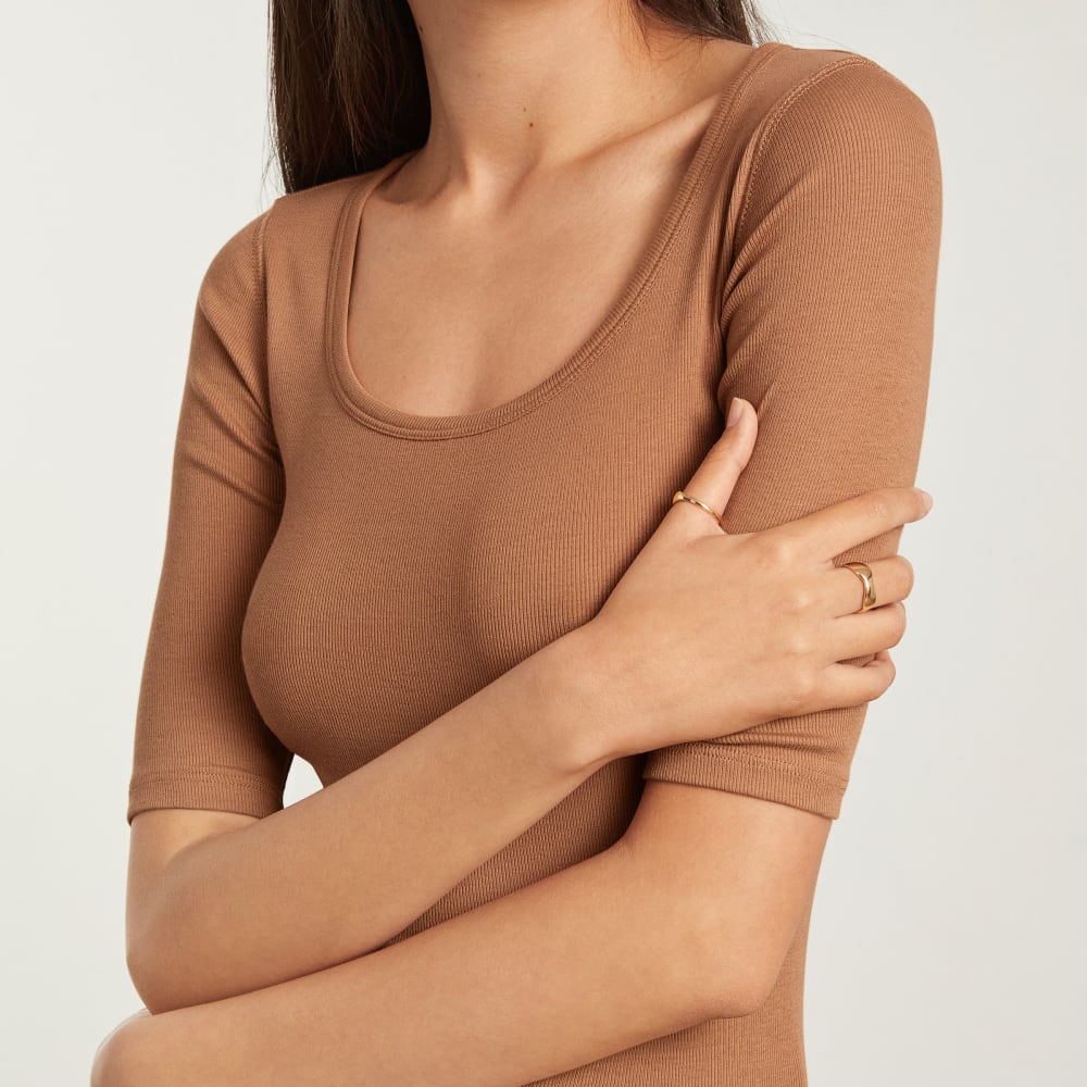 The Luxe Micro-Rib Scoop-Neck Tee | Tawny Brown - Image 5
