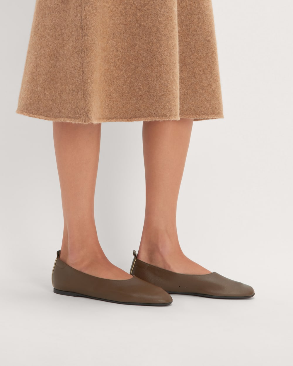 The Day Glove in Narrow Fit | Cocoa - Image 2