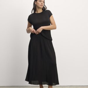 The Pleated Skirt | Black