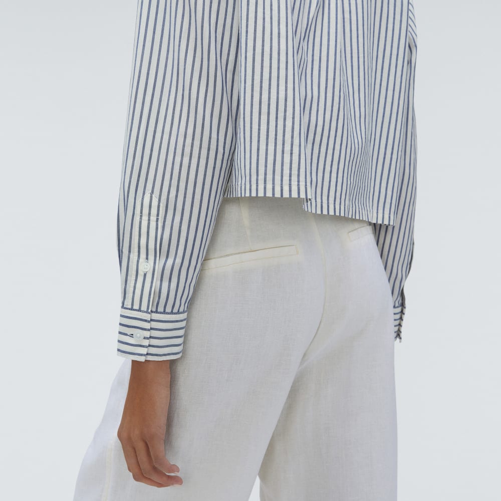 The Way-Short Shirt in Silky Cotton | Deep Blue / Canvas - Image 4