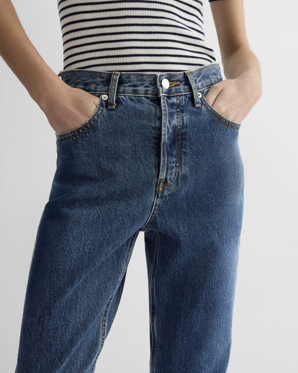 The '90s Cheeky® Jean | Deep Atlantic | 30.5 Inseam - Image 4