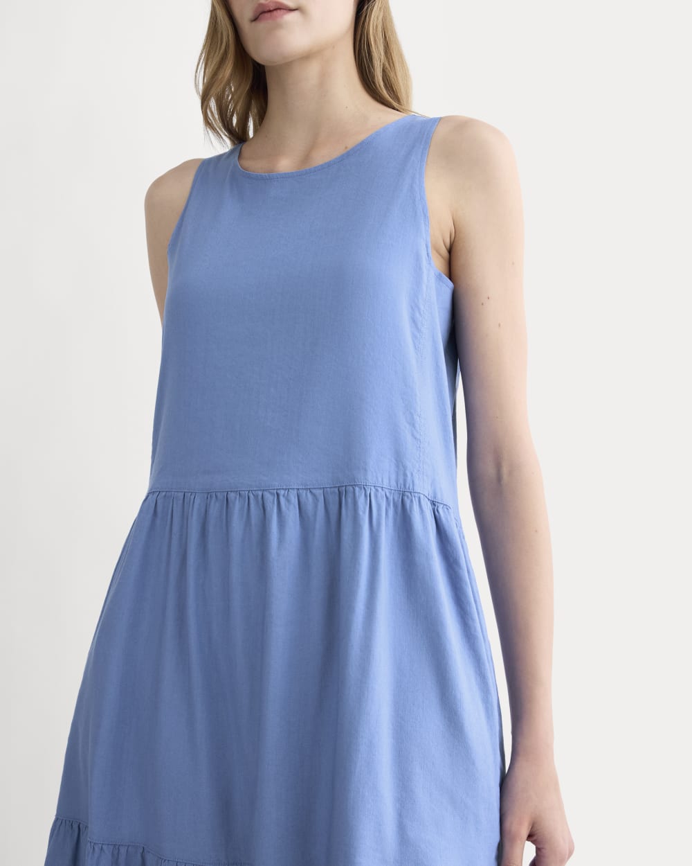 The Tiered Dress in Stretch Linen | Bluebell - Image 3