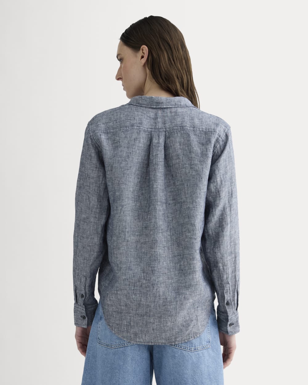 The Must-Have Shirt in Linen | Navy Chambray - Image 5