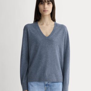 The Classic V in Cashmere | Denim Blue