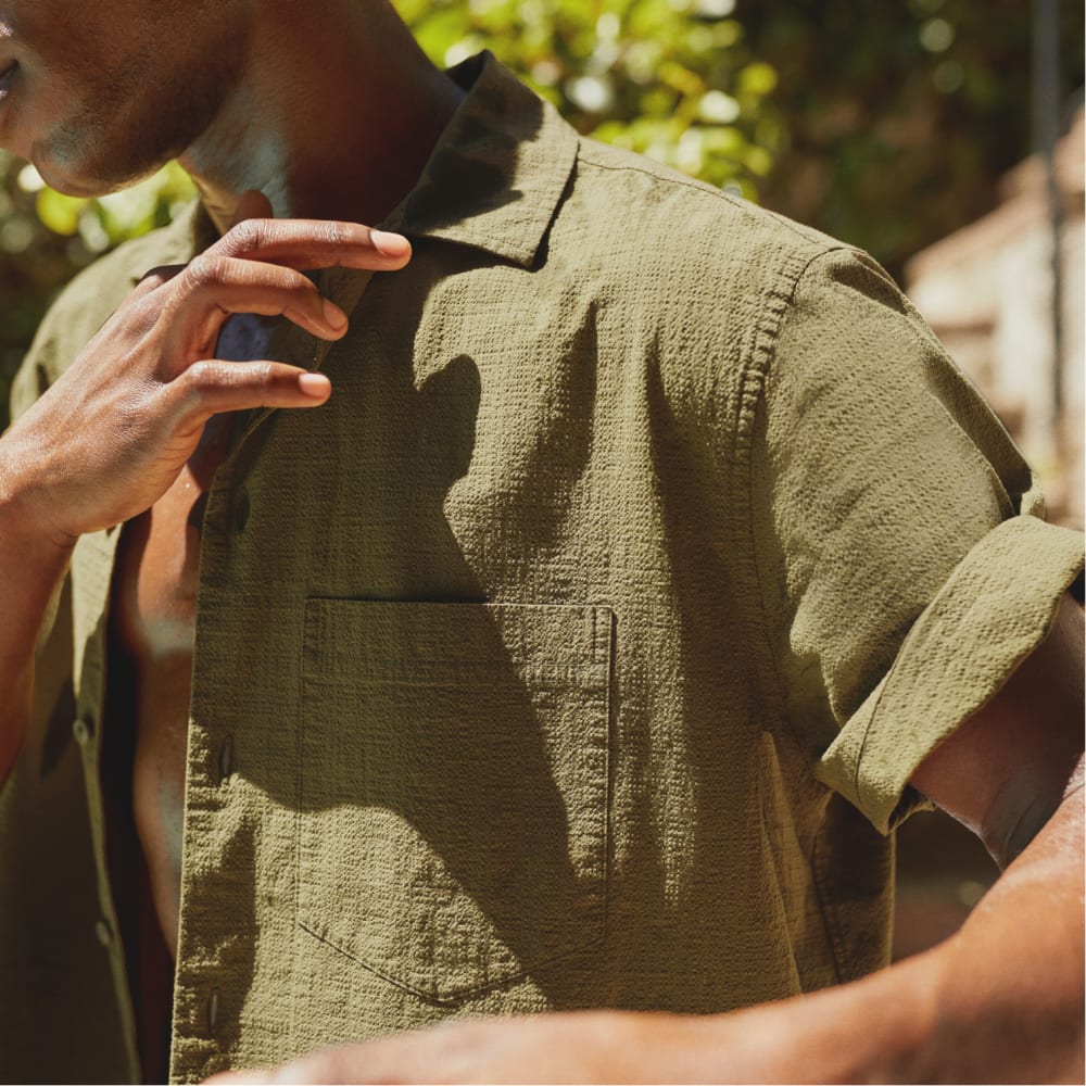 The Seersucker Short-Sleeve Shirt | Olive - Image 3