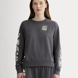 The Everlane x Parks Project Off-Duty Long-Sleeve Tee | Forged Iron / Natural