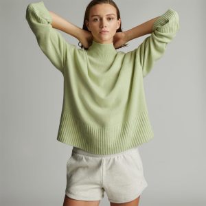 The Cashmere Oversized Turtleneck | Seafoam Green