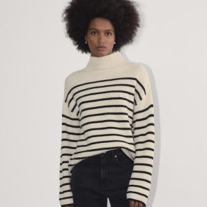 The Fisherman Turtleneck in Wool Cashmere | Bone / Black