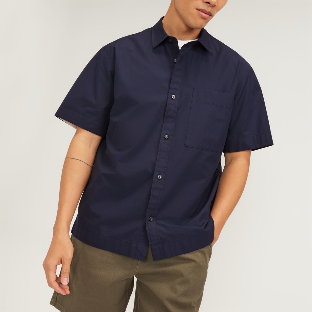 The Poplin Short-Sleeve Shirt | Deep Navy - Image 4