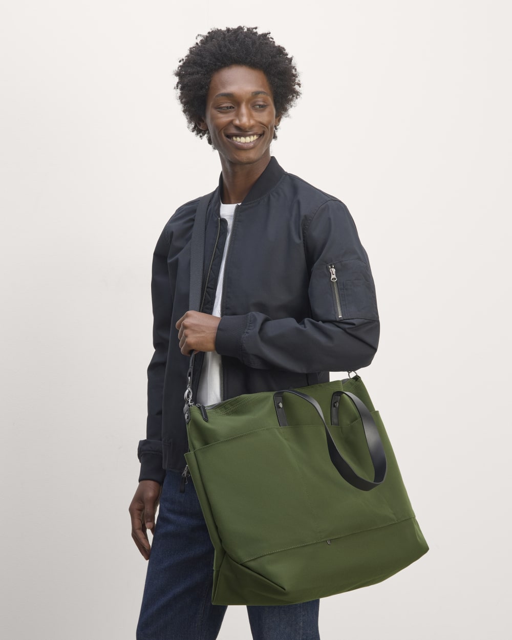 The Canvas Weekender | Dark Forest - Image 10