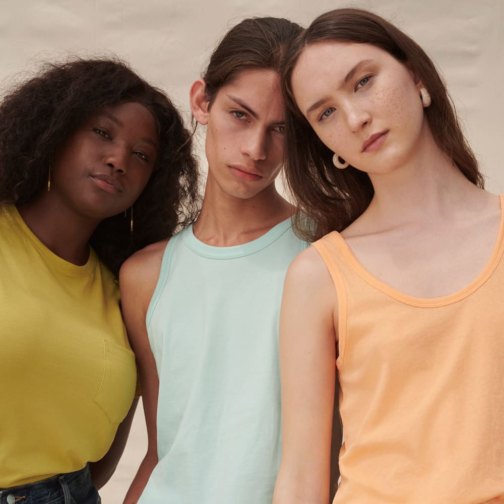 The Box-Cut Tee in Essential Cotton | Leek | Pocket - Image 4