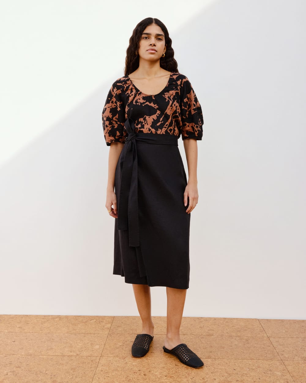 The Linen Wrap Skirt | Black - Image 7