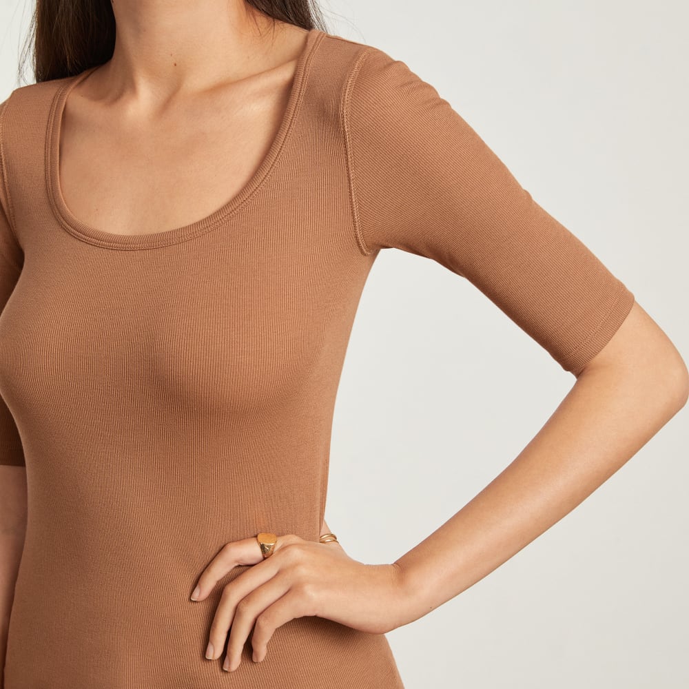 The Luxe Micro-Rib Scoop-Neck Tee | Tawny Brown - Image 6
