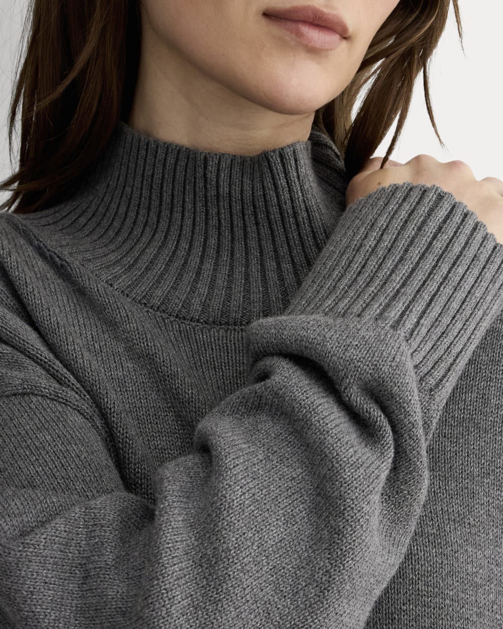 The Boxy Turtleneck in Everyday Cotton | Heathered Charcoal - Image 4