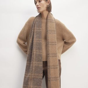 The Alpaca Patterned Scarf | Cocoa / Tiger's Eye