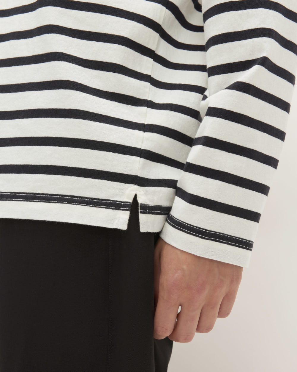 The Premium-Weight Long-Sleeve Mariner Tee | Canvas / Black - Image 5