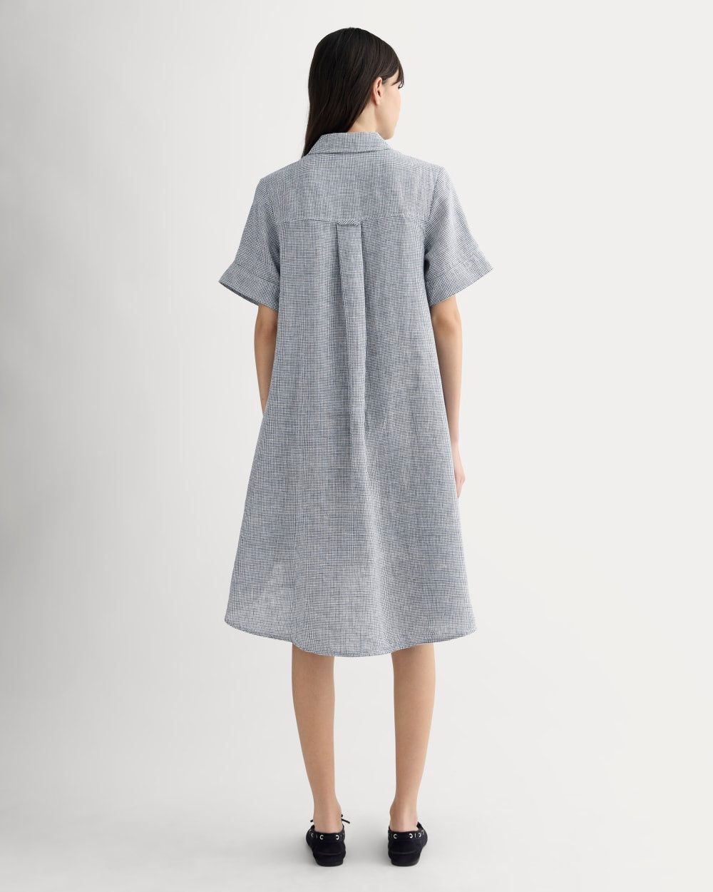 The Daytripper Dress in Linen | Midnight Navy Gingham - Image 4