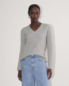 The V-Neck Sweater in Plush Cotton | Heathered Grey