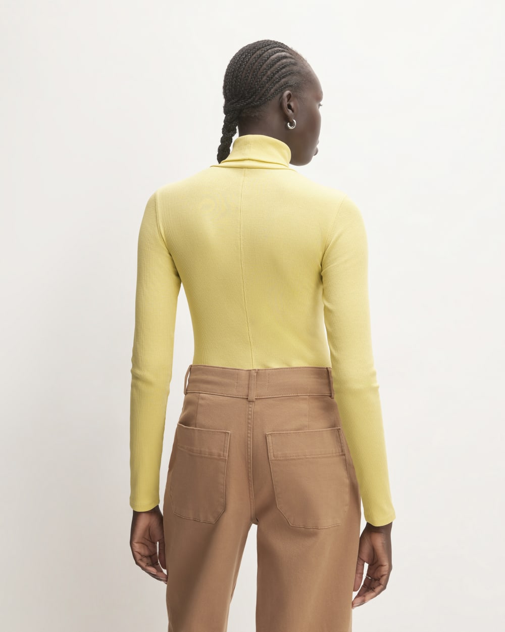 The Luxe Rib Turtleneck | Raffia - Image 4