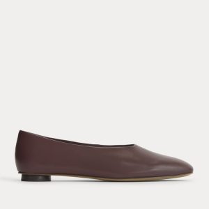 Gallery Square-Toe Flat | Burgundy