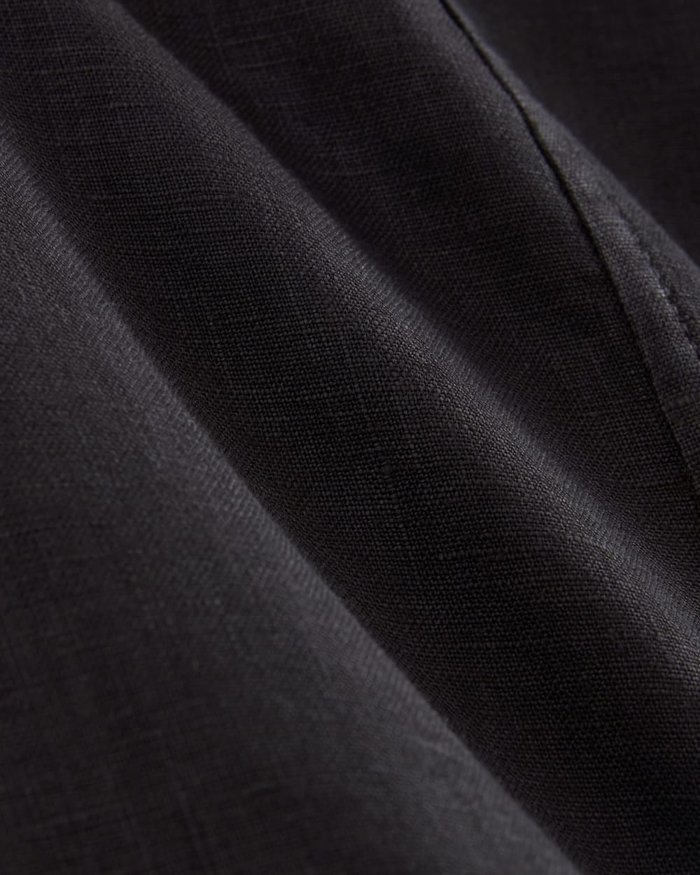 The Crossback Tank in Linen | Black - Image 6