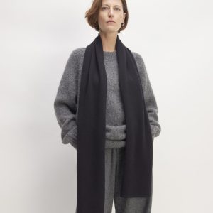 The ReCashmere Scarf |  Black