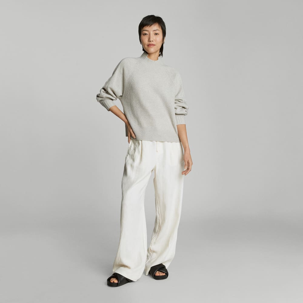 The Cashmere Ribbed Turtleneck | Pale Heathered Grey - Image 5