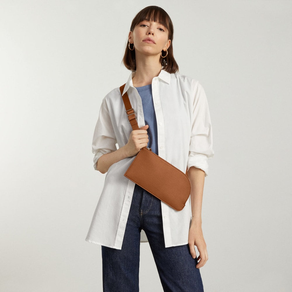 The Cactus Leather Sling Bag | Honey - Image 6