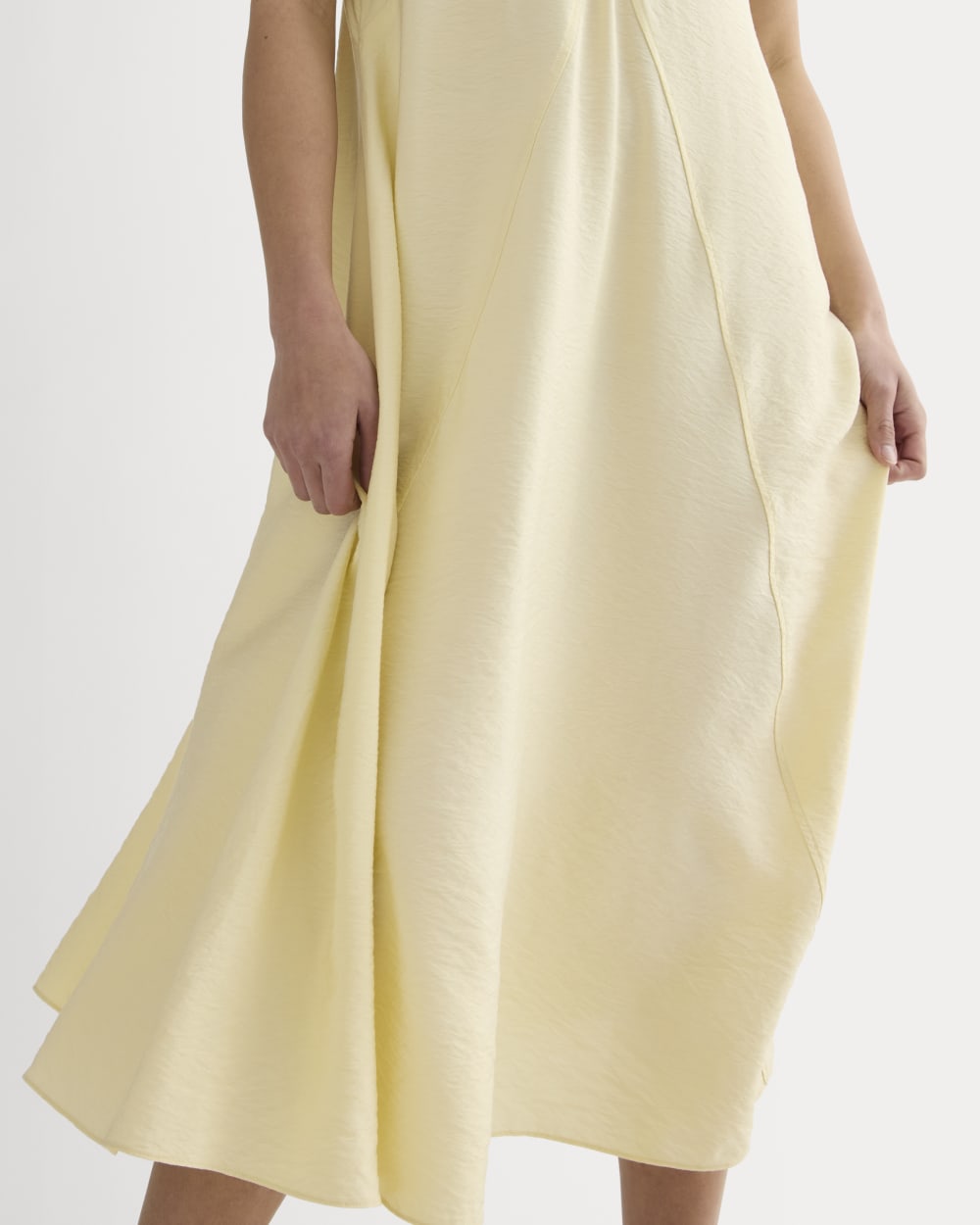 The V-Neck Dress in SoftLuxe | Banana Crepe - Image 4