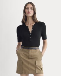 The Short-Sleeve Henley in Ultrasoft Merino | Black