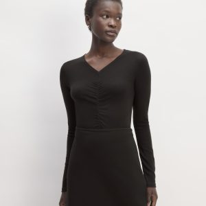 The Ruched V-Neck Tee in Butterluxe | Black