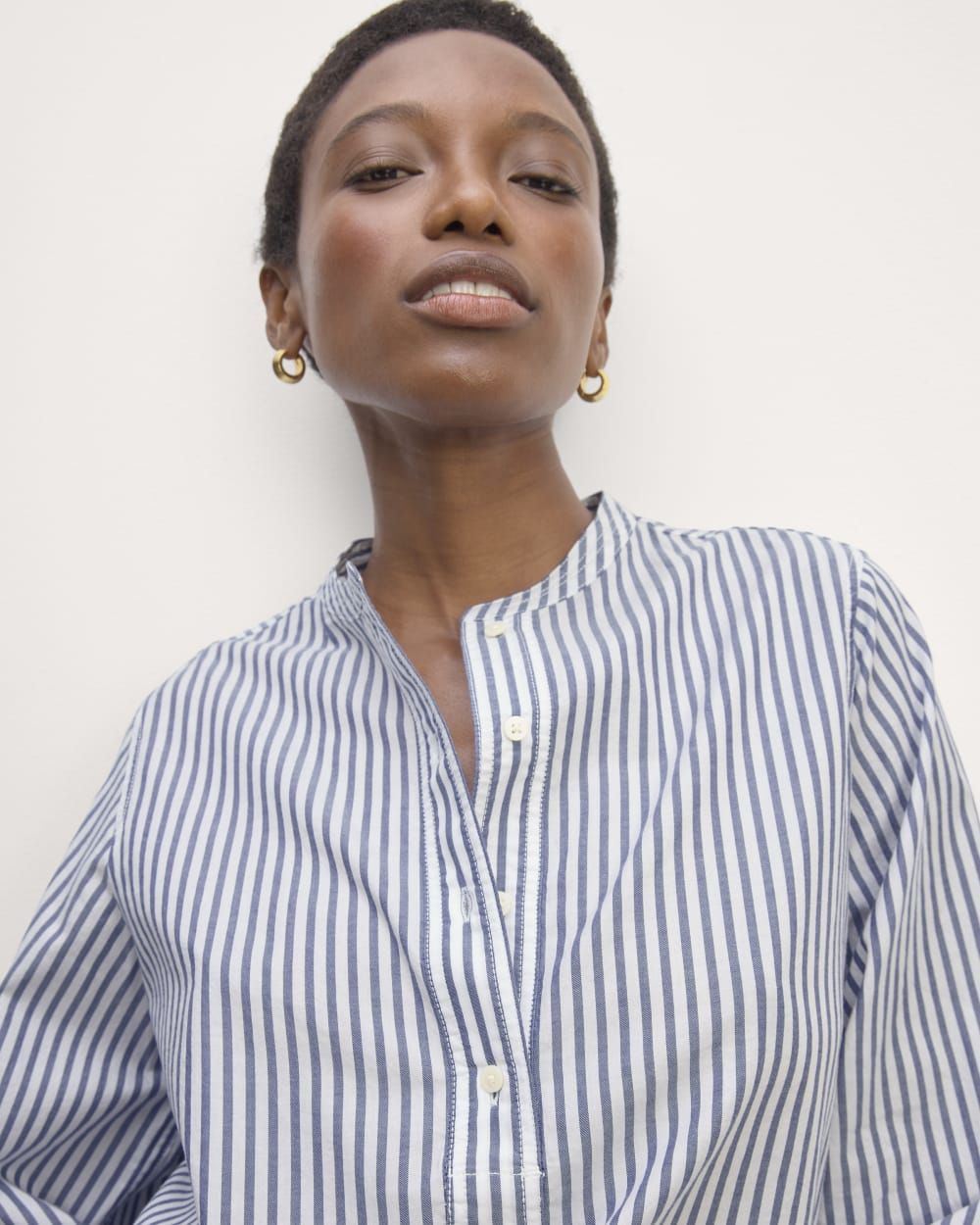 The Henley Shirt in Silky Cotton | White / Bellwether Blue - Image 4