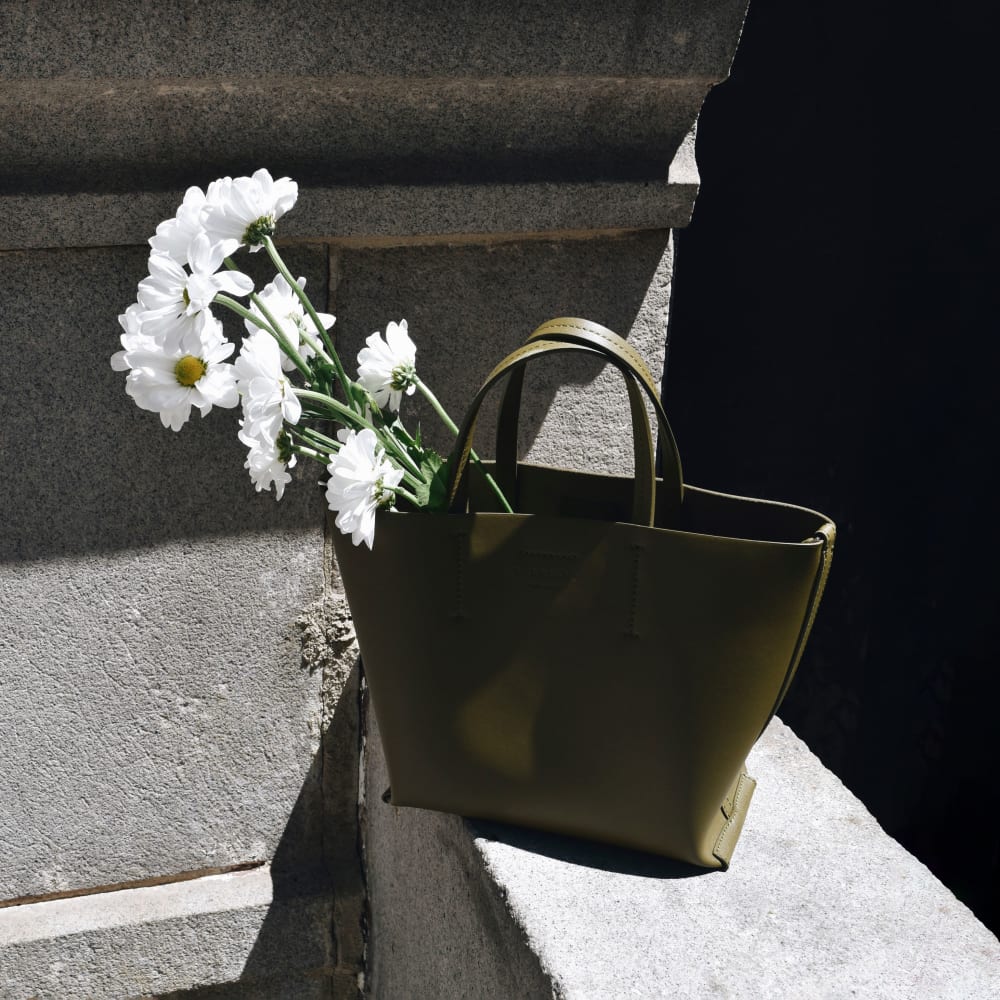 The Luxe Italian Leather Crossbody | Beech - Image 7