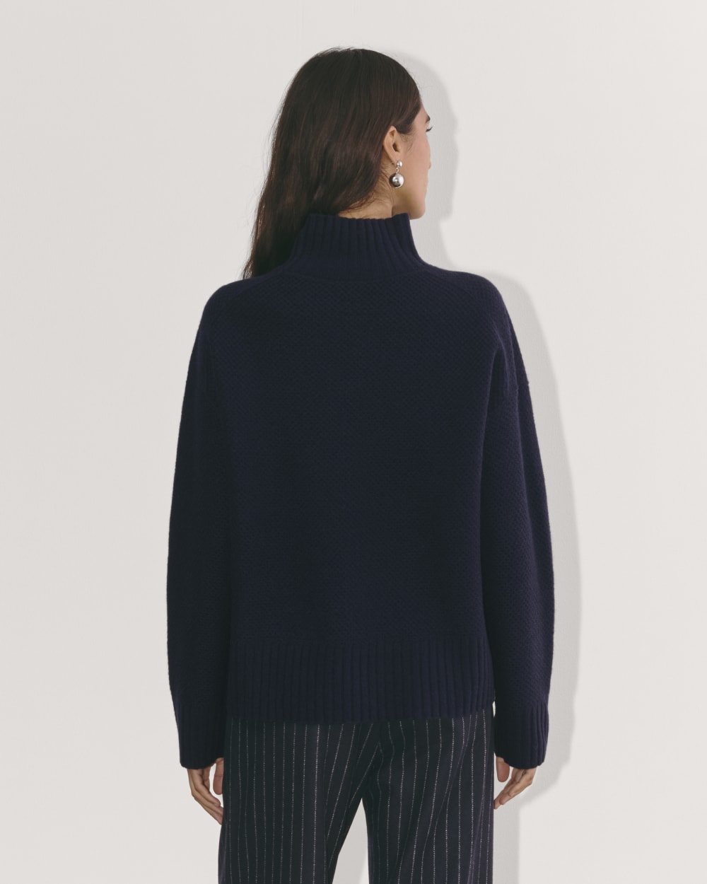 The Honeycomb Funnel Neck in Wool Cashmere | Navy - Image 5
