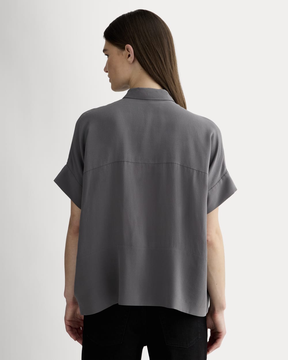The Boxy Shirt in Washable Silk | Graphite - Image 5